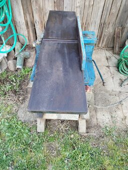 Predám fabricku  hoblovacku - 8