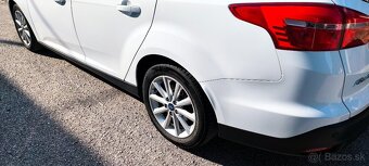 Ford Focus Kombi 1.0 EcoBoost Titanium X - 8