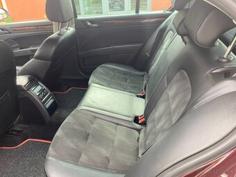 Škoda Superb 2.0 TDI PD Elegance DSG - 8