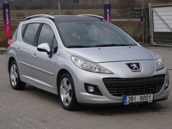 Peugeot 207 1.6 HDI SW panorama digi.klima - 8