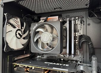 Ryzen 7 3700X\16GB\RTX 3070\SSD\850W Zdroj - 8