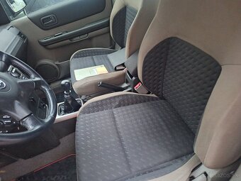 NISSAN X TRAIL DIESEL 4X4 KLÍMA ŤAŽNÉ - 8