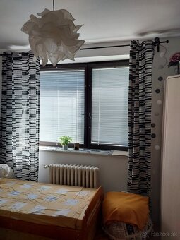 4 izb byt 120m2 + 2 terasy55m2, zahrada, trávnik, parkovanie - 8