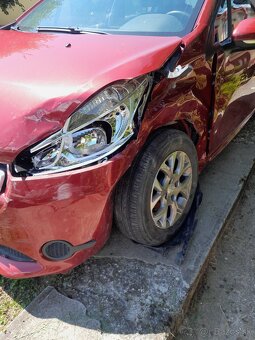 Peugeot 208 - havarované - 8