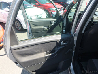 Opel Meriva 1,4i 16v 2005 - 8