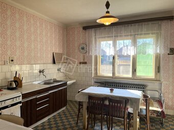 Predaj - rodinný dom - Elegantný 5 izbový dom na náme… - 8