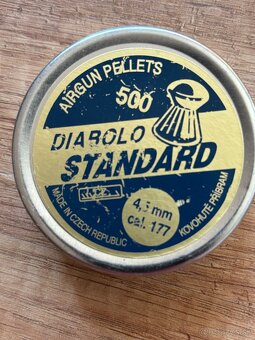 Rôzne staré odznaky a iné - 8