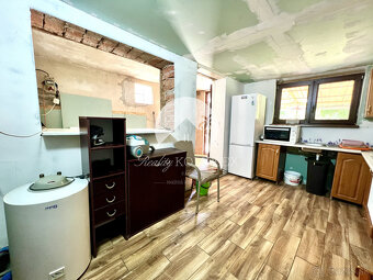 Reality KOMPLEX s.r.o. ponúka na PREDAJ viničný domček s pri - 8