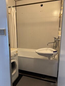 1-zbový byt s balkónom na M. Marečka - 8