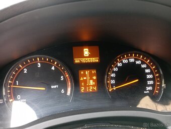 Toyota Avensis t27 - 8