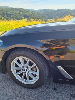BMW rad 5 530d xDrive A/T - 8