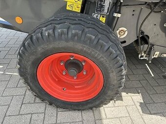 CLAAS Rollant 34 RC - 8