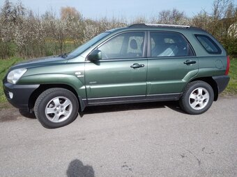 Predám Kia sportage 2006 benzín 4x4 - 8