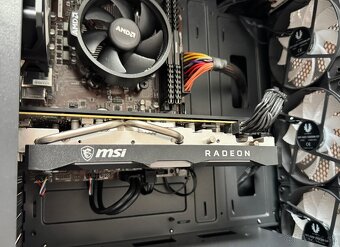 Ryzen 5 1600 AF\16GB\RX 5700\SSD\620W Zdroj - 8