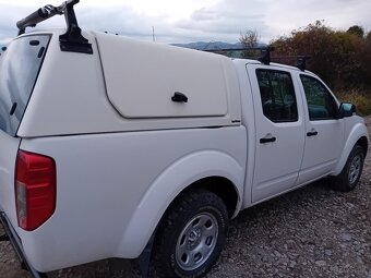 Predám Nissan Navara 4x4 2,5 dci 2013 DPH nová STK - 8