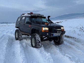 Jeep Grand cheroke 5.2 - 8
