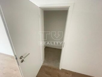 PREDANÝ - 3 IZBOVÝ BYT VO VYHĽADÁVANEJ LOKALITE - ZELENÉ... - 8