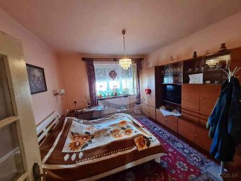 3 izbový rodinný dom s vedľajšími budovami v Sokolciach - 8