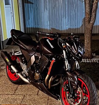 Predam Kawasaki z750 - 8
