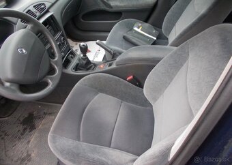 Renault Laguna 1 ,9DCI 88KW nafta manuál 88 kw - 8