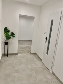 Opäť v ponuke:  Moderný 3 izbový byt - 8