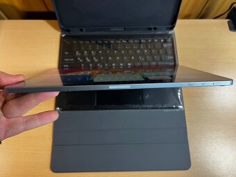 iPad Air 13-inch (M2) 128Gb Wi-Fi + klavesnica ako obal - 8