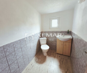 Predaj 5-izbové domu v centre Fiľakova - 8