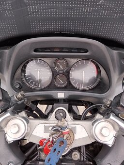 Honda CBR 1000 F - 8
