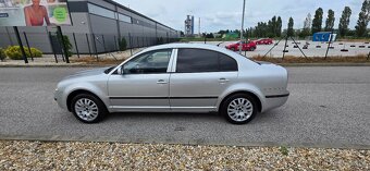 Škoda Superb - 8