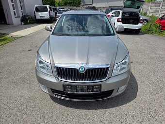 OCTAVIA COMBI 1.6 CRTDI 77KW ELEGANCE - 8