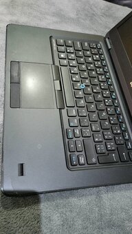 Dell latitude e7450 - 8