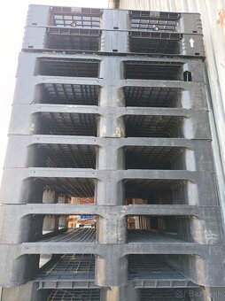 Predám IBC nádoby Rôzne Možnosti ,Stojan pod IBC - 8