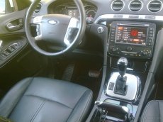 Predám Ford S-Max r.2012 Titanium AUTOMAT 163k - PLNÁ VÝBAVA - 8