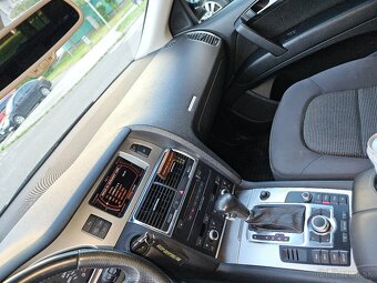 Audi Q7 - 8