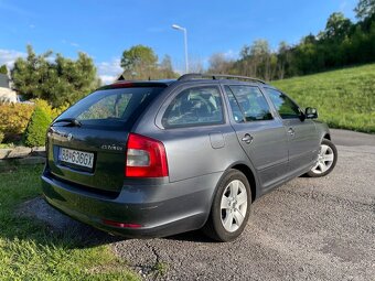 Octavia 1.6 77kw combi 2011 - 8