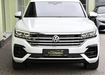 Volkswagen Touareg 3.0TDi R-LINE PANO TAŽNÉ AIR 210 kw - 8
