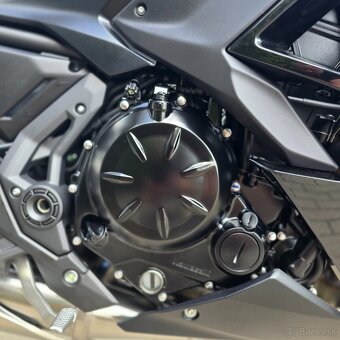 Kawasaki Ninja 650 2025 čierna - 8