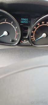 Ford Fiesta - 8