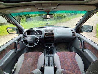 Nissan terrano 2.7 92kw,2000rok, 7miestna verzia. - 8