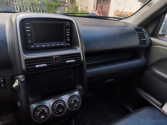 Predám Hondu Crv 2,2 iCtdi rv 2005, 198xxx km, 104kw, 140k - 8