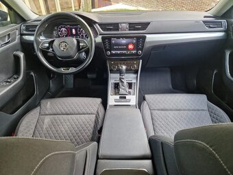 Superb Combi 2,0 TDI 110kw Virtual - 8