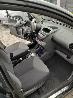 Citroën C1 automat r.v 2007 benzín Klimatizácia - 8