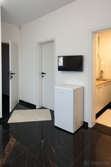 1i byt v tesnej blízkosti hotelovej akadémie - 8