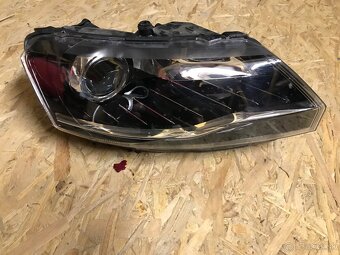 LED XENON SVETLA ŠKODA RAPID - 8