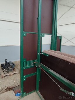 Fixačná klietka - 8