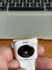 Apple Watch SE 2 40mm 2.gen Starlight - nové, rok záruka - 8
