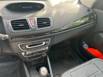 Predám Renault Megane - 8