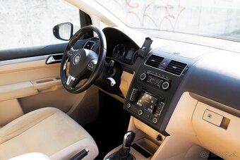 Volkswagen Touran 1.6 TDI DSG - 8
