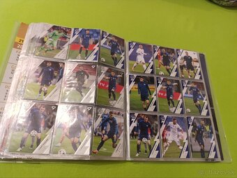 Futbalové karty(pri kúpe všetkých album ako darček) - 8
