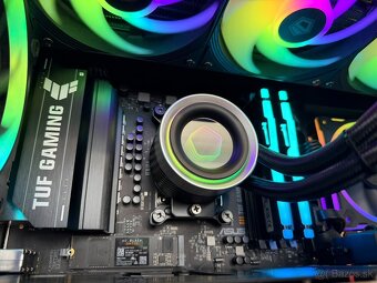 Ryzen 7 9800x3D, RTX 5070 Ti 16GB, 32GB RAM, 2TB SSD, 1200W - 8